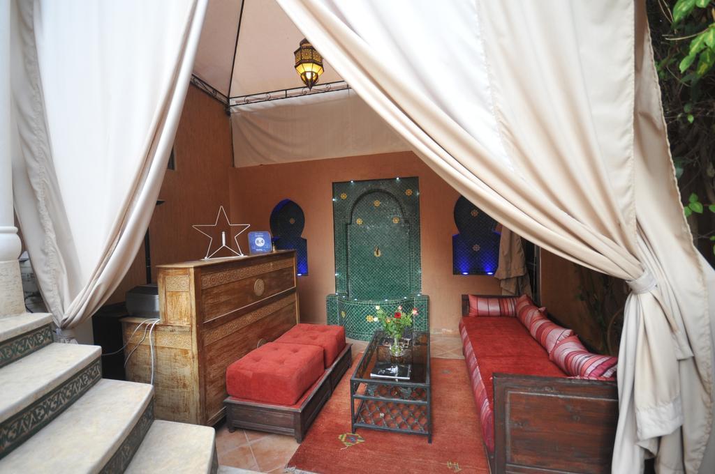 Dar Mezouar Aparthotel Marrákes Kültér fotó